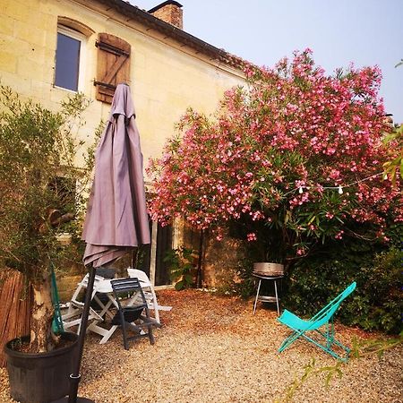 Maison De Campagne Proche Libourne Saint-Denis-de-Pile Dış mekan fotoğraf